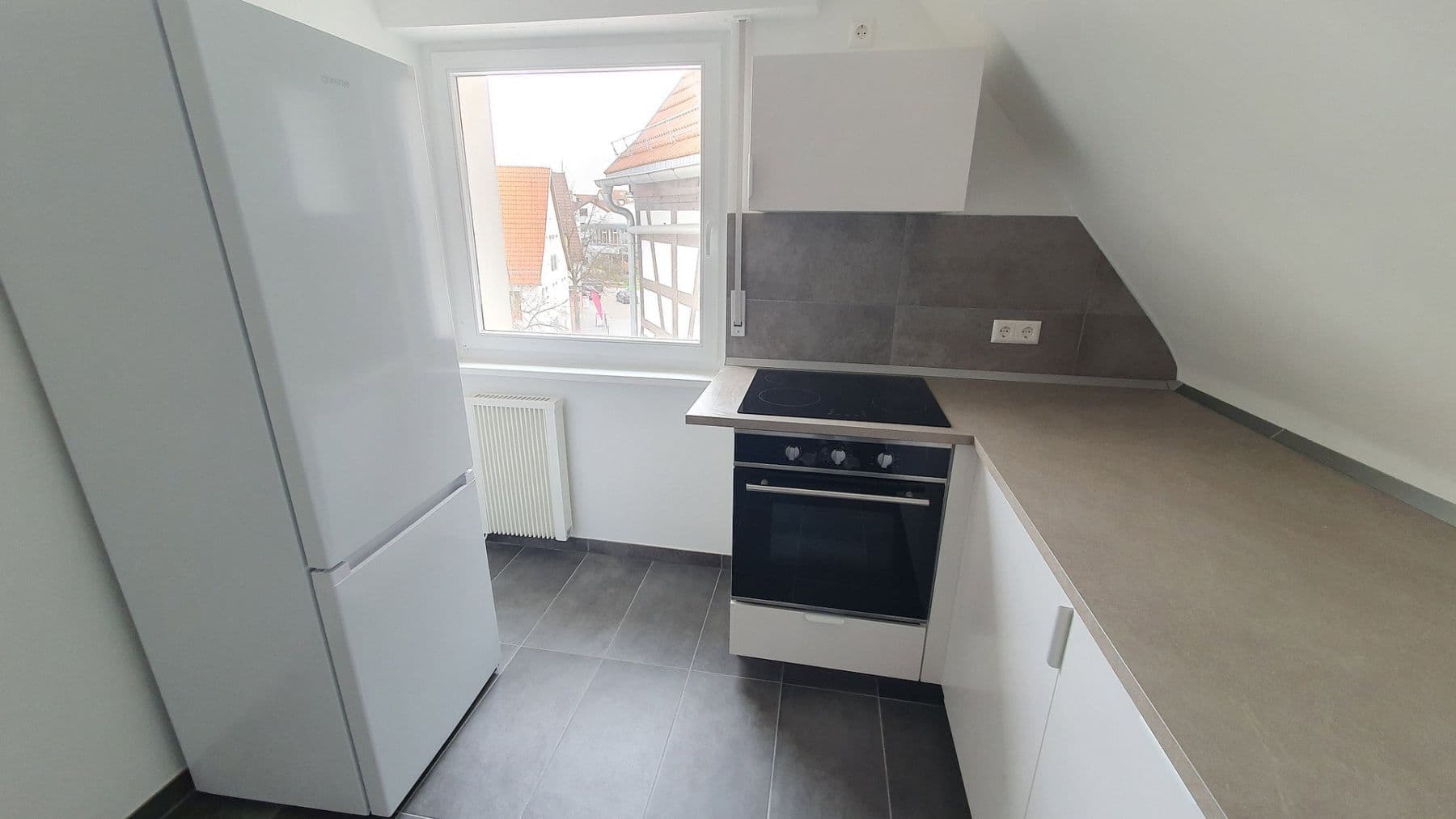 Pronájem bytu 4+1 85 m², Ditzingen, Bádensko-Württembersko Pronájem bytu 4+1 85 m², Ditzingen, Bádensko-Württembersko