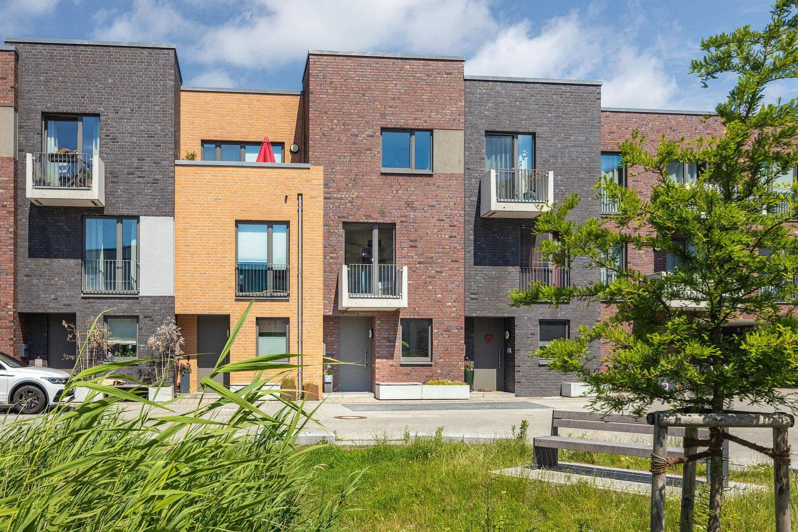 Prodej domu 122 m², pozemek 121 m², Kuehnbachring 61h, Hamburg, Hamburg Prodej domu 122 m², pozemek 121 m², Kuehnbachring 61h, Hamburg, Hamburg