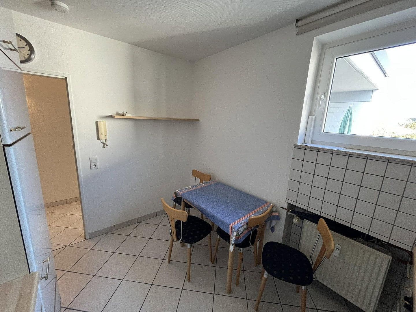 Pronájem bytu 3+1 95 m², Alter Kirchweg 6, Langenfeld (Rheinland), Severní Porýní-Vestfálsko Pronájem bytu 3+1 95 m², Alter Kirchweg 6, Langenfeld (Rheinland), Severní Porýní-Vestfálsko