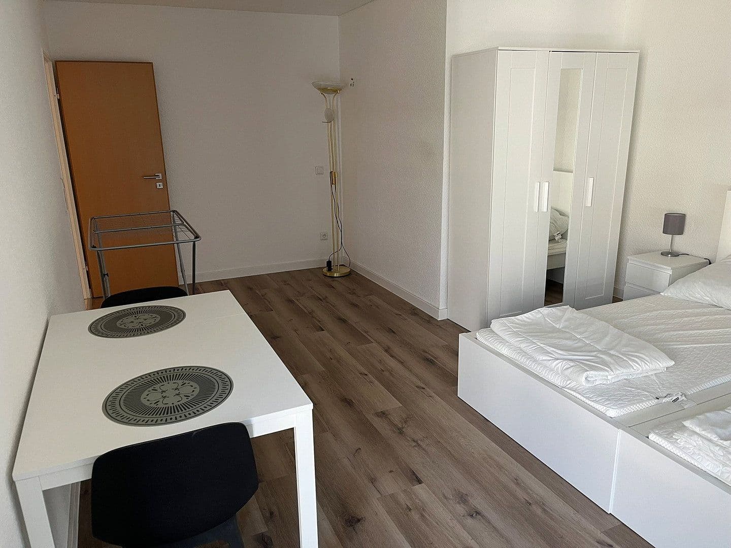 Pronájem bytu 3+1 95 m², Alter Kirchweg 6, Langenfeld (Rheinland), Severní Porýní-Vestfálsko Pronájem bytu 3+1 95 m², Alter Kirchweg 6, Langenfeld (Rheinland), Severní Porýní-Vestfálsko