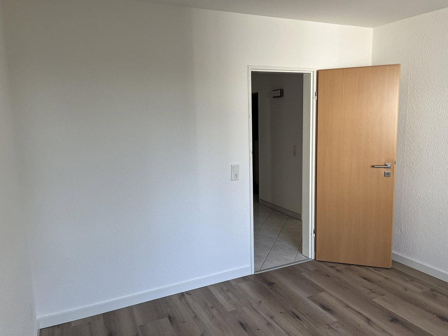 Pronájem bytu 3+1 95 m², Alter Kirchweg 6, Langenfeld (Rheinland), Severní Porýní-Vestfálsko Pronájem bytu 3+1 95 m², Alter Kirchweg 6, Langenfeld (Rheinland), Severní Porýní-Vestfálsko