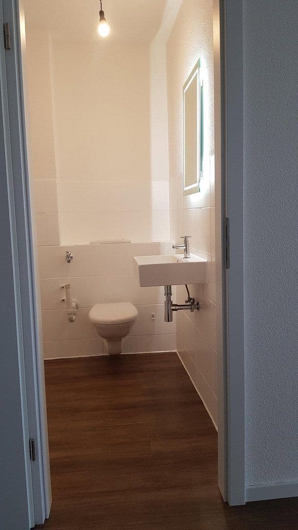 Pronájem bytu 3+1 89 m², Linzgaustraße 10, Uhldingen-Mühlhofen, Bádensko-Württembersko Pronájem bytu 3+1 89 m², Linzgaustraße 10, Uhldingen-Mühlhofen, Bádensko-Württembersko