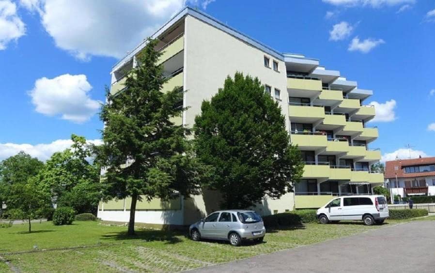 Pronájem bytu 3+1 89 m², Linzgaustraße 10, Uhldingen-Mühlhofen, Bádensko-Württembersko Pronájem bytu 3+1 89 m², Linzgaustraße 10, Uhldingen-Mühlhofen, Bádensko-Württembersko