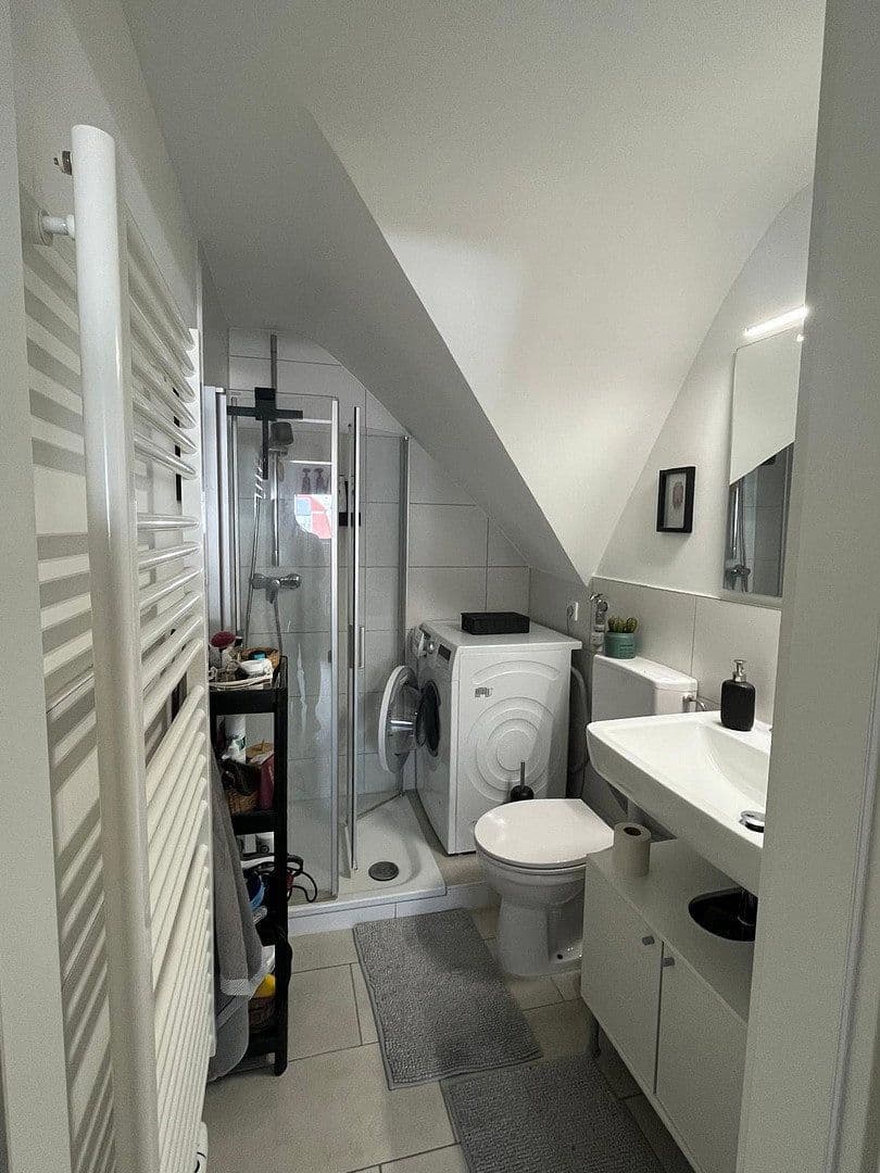 Pronájem bytu 2+kk 49 m², Marconistr. 33, Stuttgart, Bádensko-Württembersko Pronájem bytu 2+kk 49 m², Marconistr. 33, Stuttgart, Bádensko-Württembersko