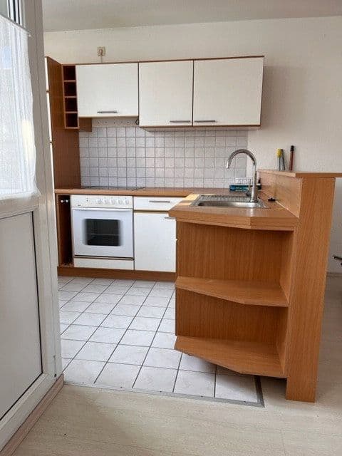 Pronájem bytu 3+1 82 m², Kastanienallee 17, Ludwigsburg, Bádensko-Württembersko Pronájem bytu 3+1 82 m², Kastanienallee 17, Ludwigsburg, Bádensko-Württembersko