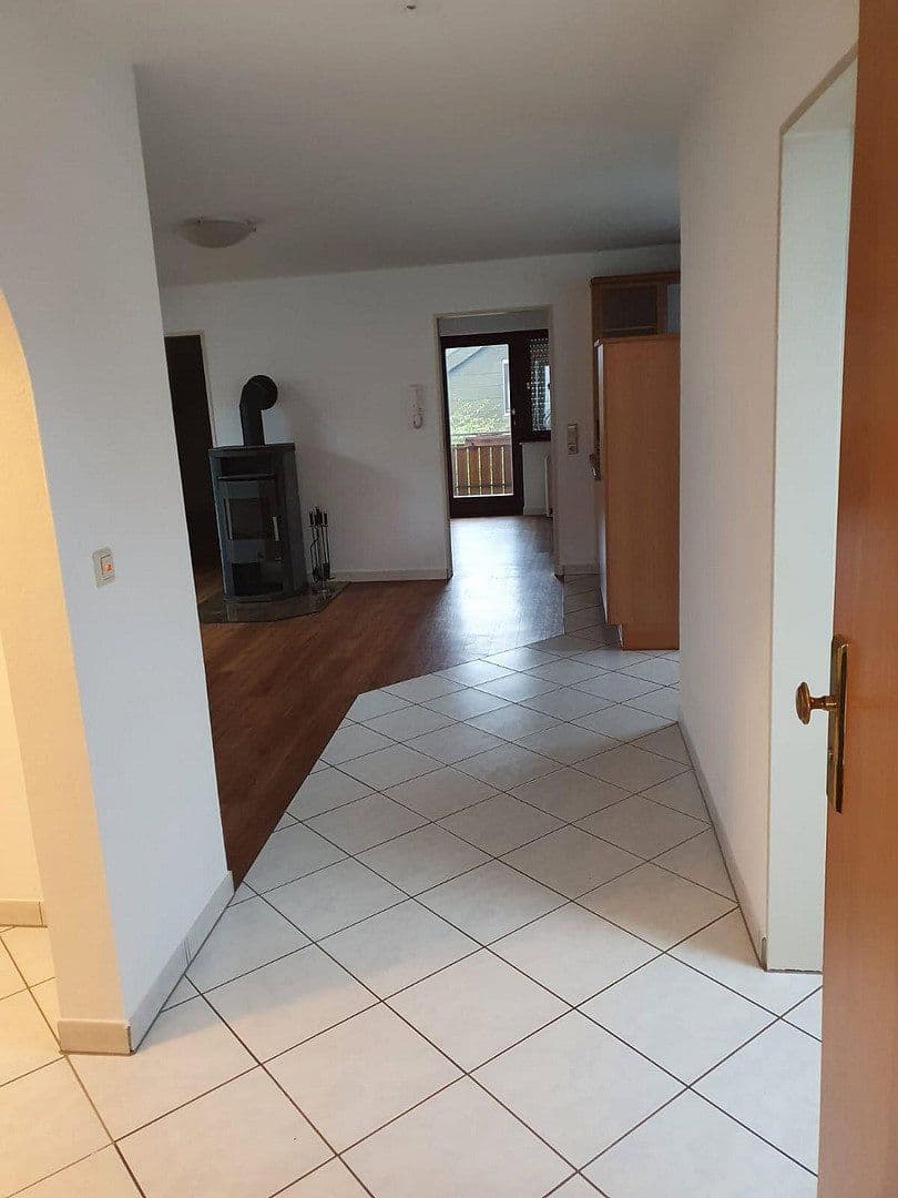 Pronájem bytu 4+1 71 m², Auenwald, Bádensko-Württembersko Pronájem bytu 4+1 71 m², Auenwald, Bádensko-Württembersko