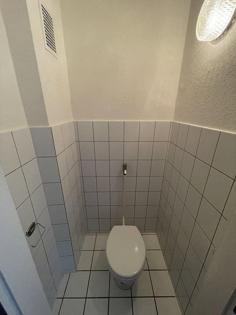 Pronájem bytu 1+1 32 m², Duisburg Alt-Homberg, Severní Porýní-Vestfálsko Pronájem bytu 1+1 32 m², Duisburg Alt-Homberg, Severní Porýní-Vestfálsko