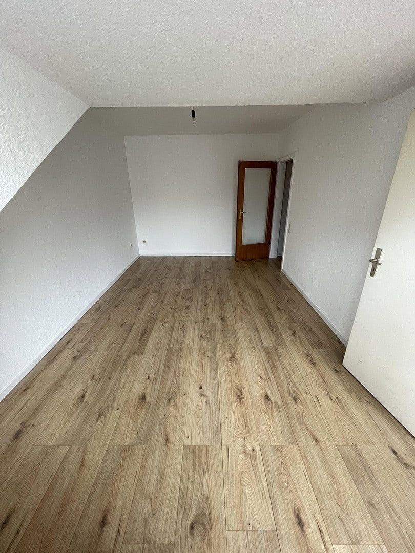 Pronájem bytu 1+1 32 m², Duisburg Alt-Homberg, Severní Porýní-Vestfálsko Pronájem bytu 1+1 32 m², Duisburg Alt-Homberg, Severní Porýní-Vestfálsko