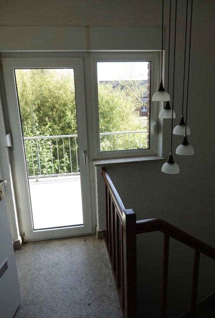 Pronájem nebytového prostoru 330 m², Tönisvorst, Severní Porýní-Vestfálsko Pronájem nebytového prostoru 330 m², Tönisvorst, Severní Porýní-Vestfálsko