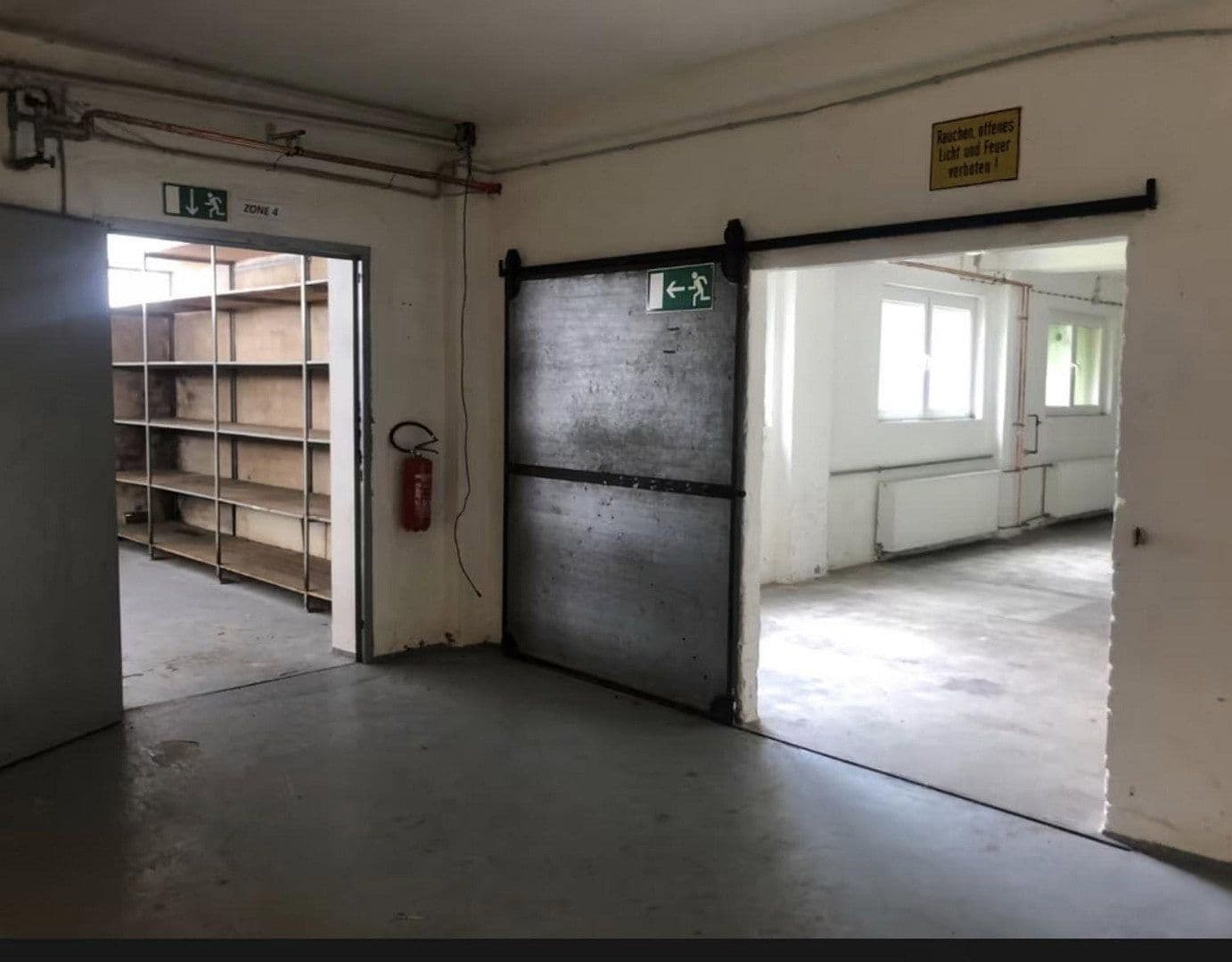 Pronájem nebytového prostoru 330 m², Tönisvorst, Severní Porýní-Vestfálsko Pronájem nebytového prostoru 330 m², Tönisvorst, Severní Porýní-Vestfálsko