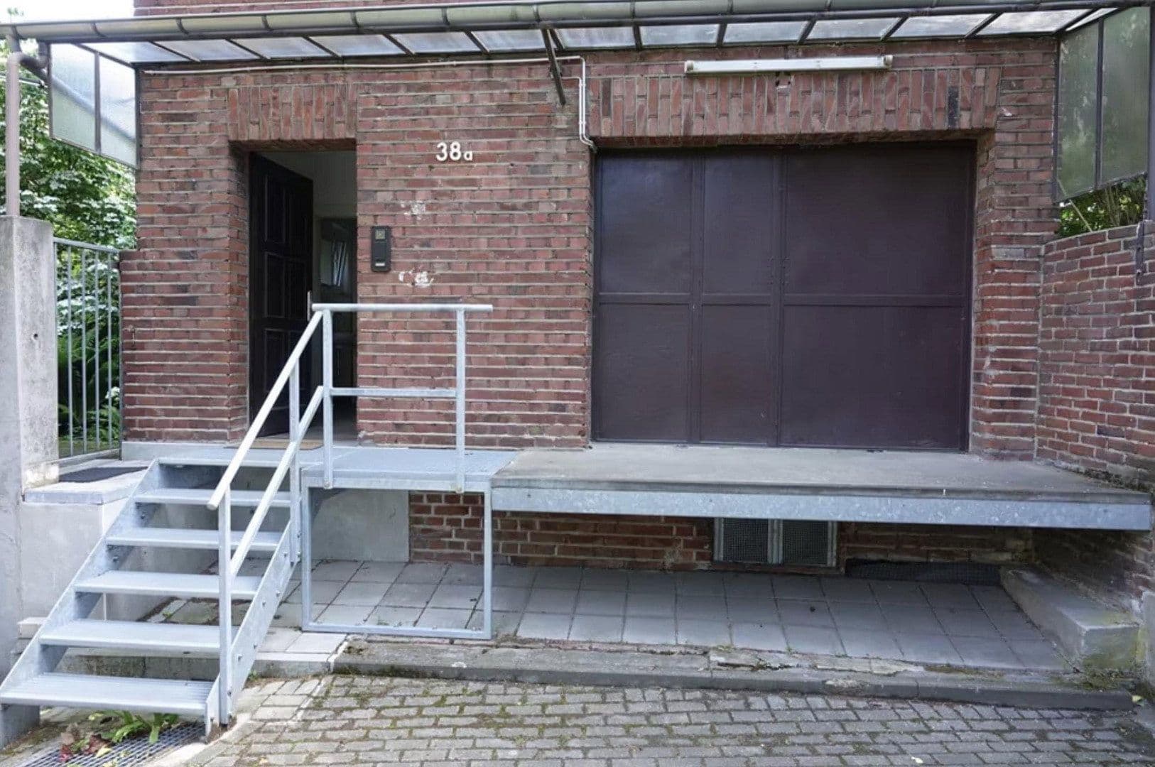 Pronájem nebytového prostoru 330 m², Tönisvorst, Severní Porýní-Vestfálsko Pronájem nebytového prostoru 330 m², Tönisvorst, Severní Porýní-Vestfálsko