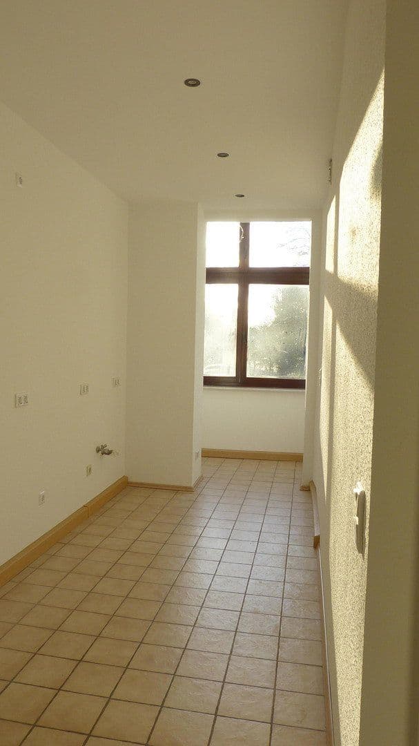 Pronájem bytu 2+1 60 m², Windhukstraße 37, Wuppertal, Severní Porýní-Vestfálsko Pronájem bytu 2+1 60 m², Windhukstraße 37, Wuppertal, Severní Porýní-Vestfálsko