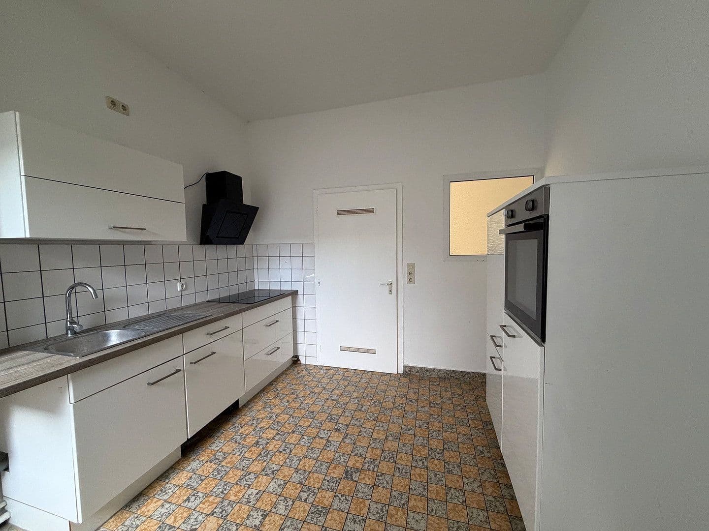 Pronájem bytu 3+1 88 m², Pönitz, Šlesvicko-Holštýnsko Pronájem bytu 3+1 88 m², Pönitz, Šlesvicko-Holštýnsko