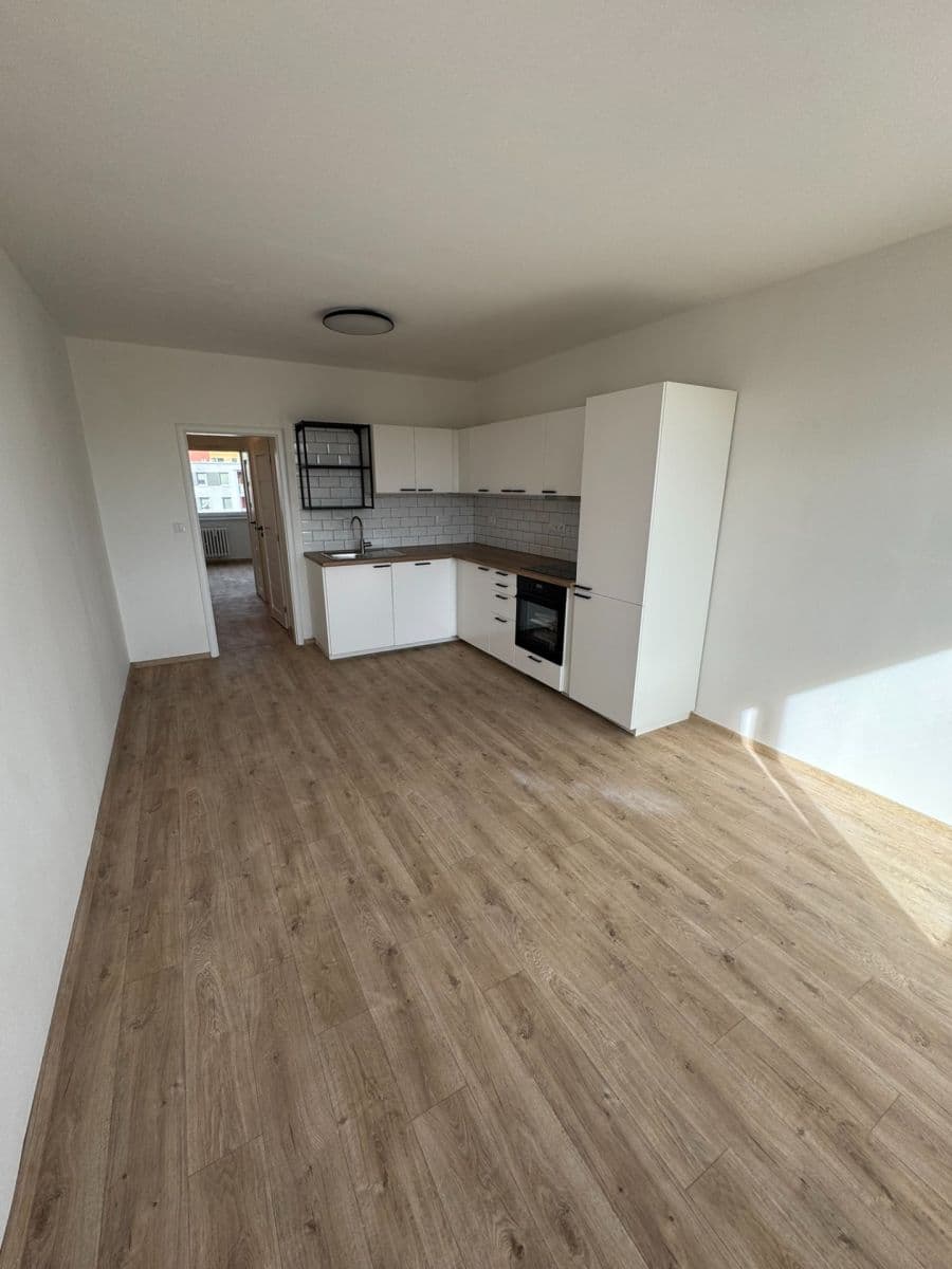 Pronájem bytu 4+kk 76 m², Jordana Jovkova, Praha, Praha Pronájem bytu 4+kk 76 m², Jordana Jovkova, Praha, Praha