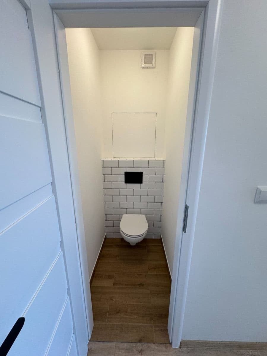 Pronájem bytu 4+kk 76 m², Jordana Jovkova, Praha, Praha Pronájem bytu 4+kk 76 m², Jordana Jovkova, Praha, Praha