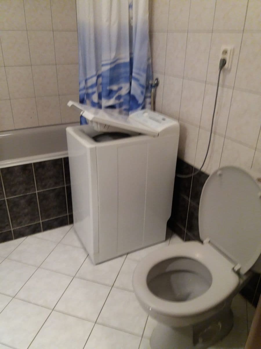 Prodej bytu 2+1 58 m², Schnirchova, Praha, Praha Prodej bytu 2+1 58 m², Schnirchova, Praha, Praha