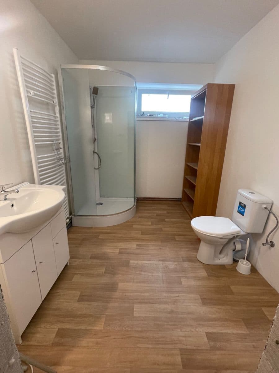 Pronájem bytu 3+kk 70 m², Na výspě, Praha, Praha Pronájem bytu 3+kk 70 m², Na výspě, Praha, Praha