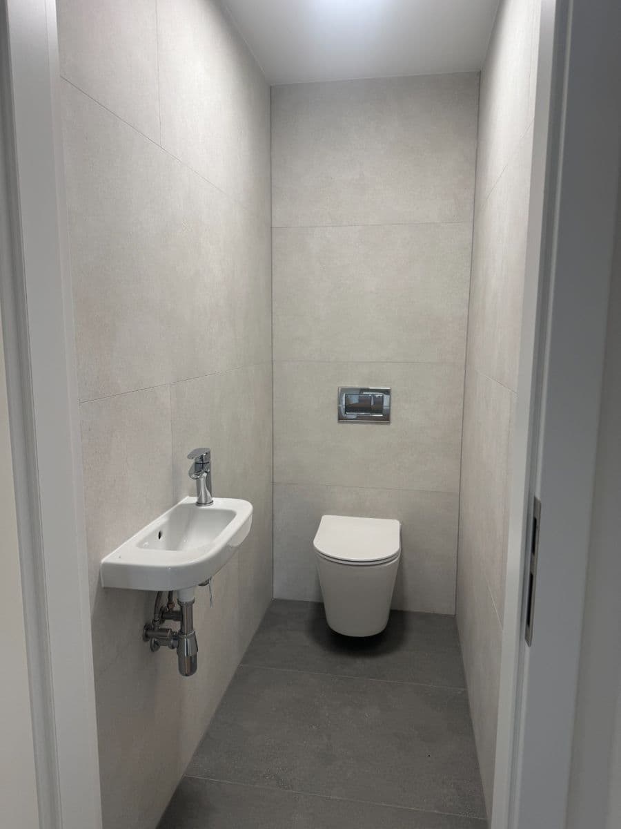 Pronájem bytu 3+kk 76 m², Ke stadionu, Kladno, Středočeský kraj Pronájem bytu 3+kk 76 m², Ke stadionu, Kladno, Středočeský kraj