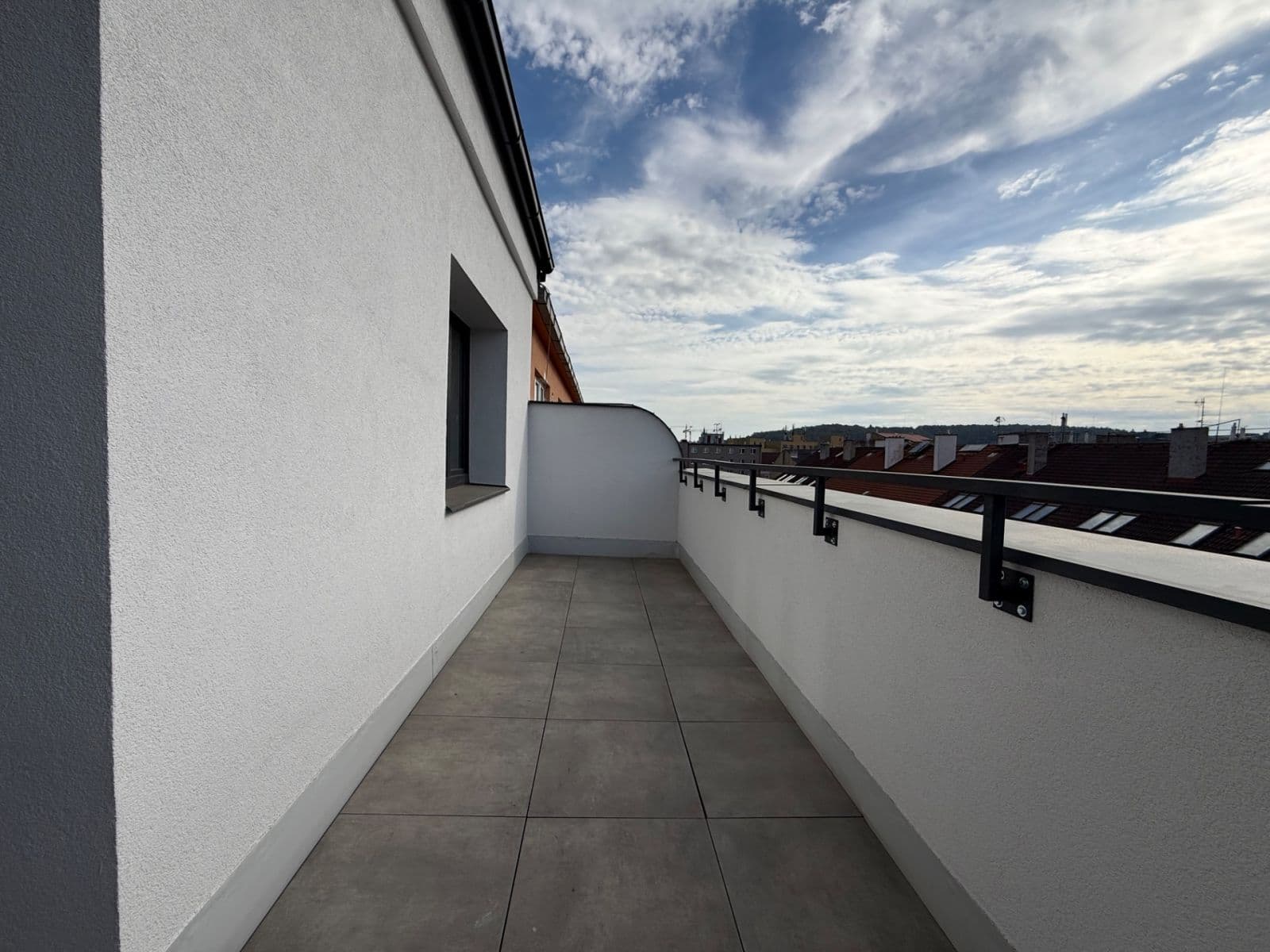 Prodej bytu 2+kk 56 m², Ukrajinská, Praha, Praha Prodej bytu 2+kk 56 m², Ukrajinská, Praha, Praha