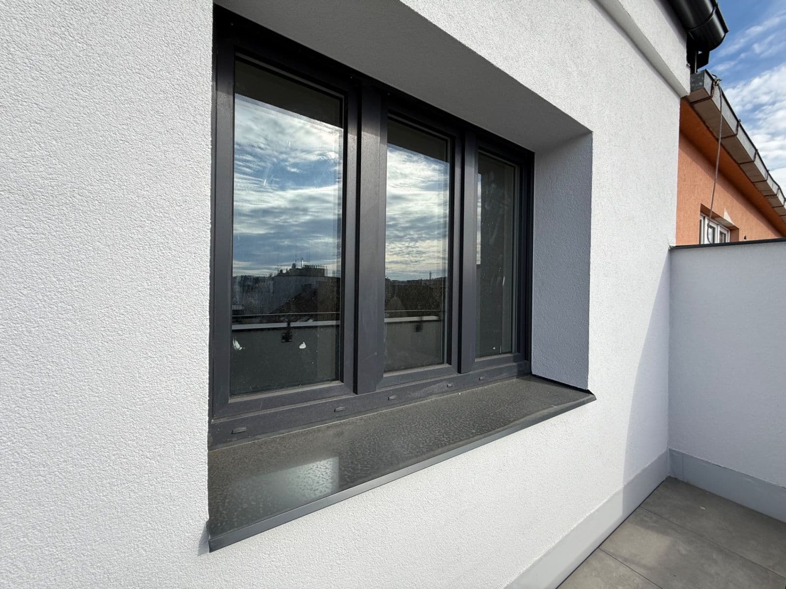 Prodej bytu 2+kk 56 m², Ukrajinská, Praha, Praha Prodej bytu 2+kk 56 m², Ukrajinská, Praha, Praha