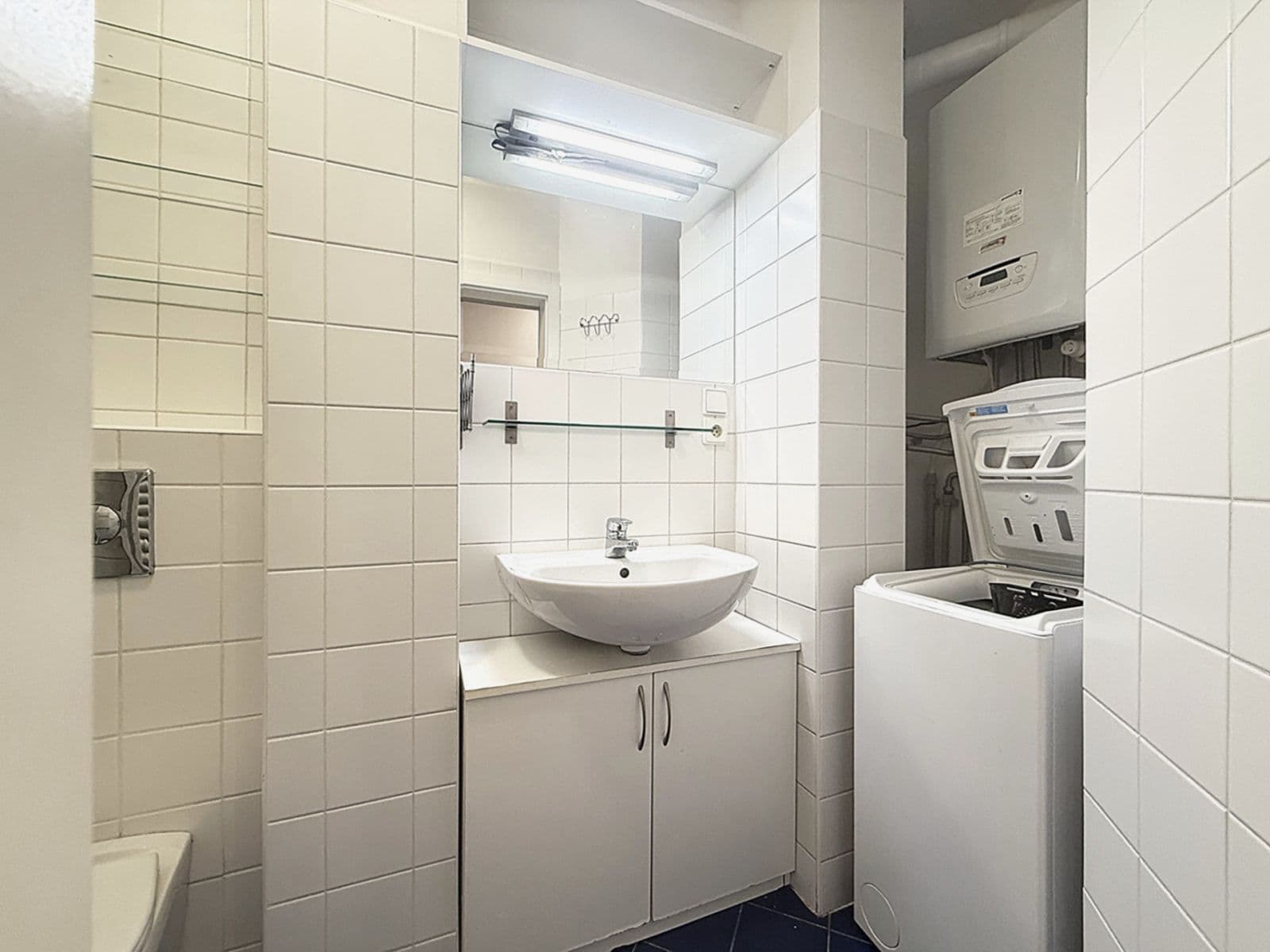 Prodej bytu 1+kk 32 m², Mezi Domy, Jesenice, Středočeský kraj Prodej bytu 1+kk 32 m², Mezi Domy, Jesenice, Středočeský kraj