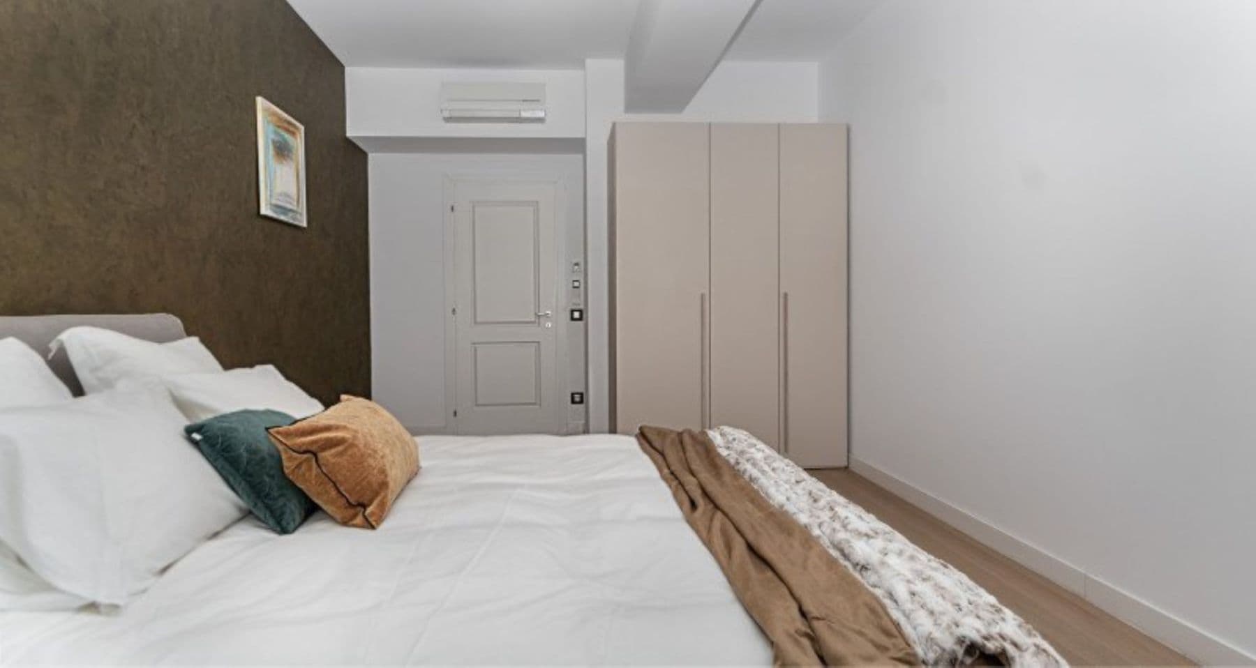 Pronájem bytu 2+1 70 m², Letohradská, Praha, Praha Pronájem bytu 2+1 70 m², Letohradská, Praha, Praha