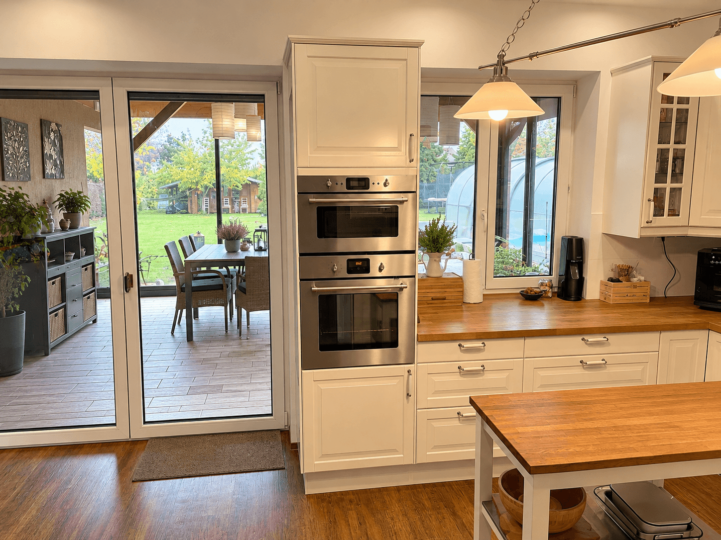 Pronájem domu 290 m², pozemek 1.400 m², Na Vyhlídce, Králův Dvůr, Středočeský kraj Pronájem domu 290 m², pozemek 1.400 m², Na Vyhlídce, Králův Dvůr, Středočeský kraj