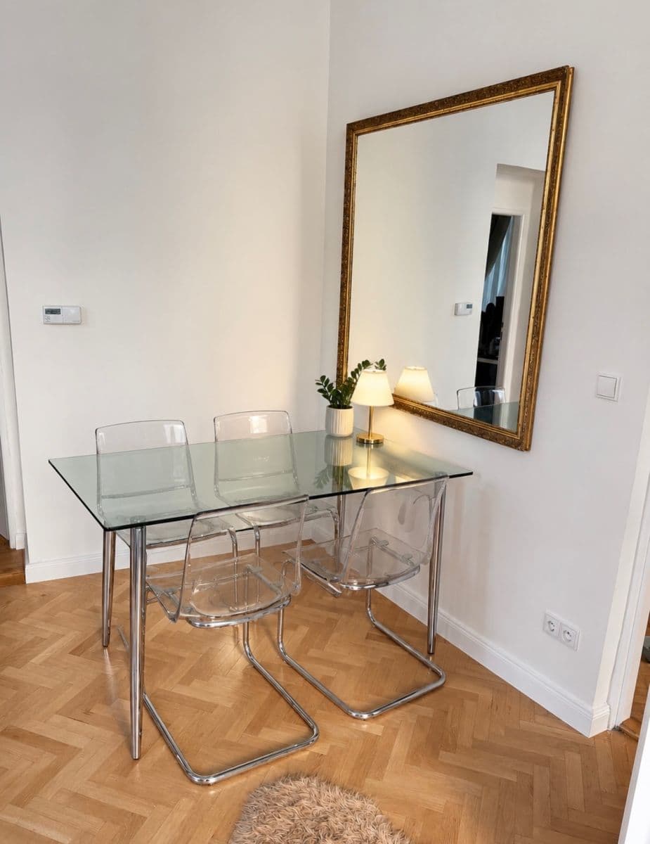 Pronájem bytu 2+1 81 m², Velehradská, Praha, Praha Pronájem bytu 2+1 81 m², Velehradská, Praha, Praha