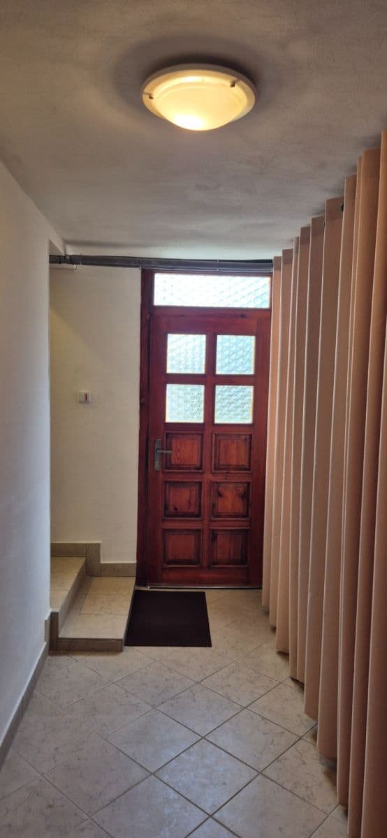 Pronájem bytu 3+1 76 m², Husova, Nejdek, Karlovarský kraj Pronájem bytu 3+1 76 m², Husova, Nejdek, Karlovarský kraj