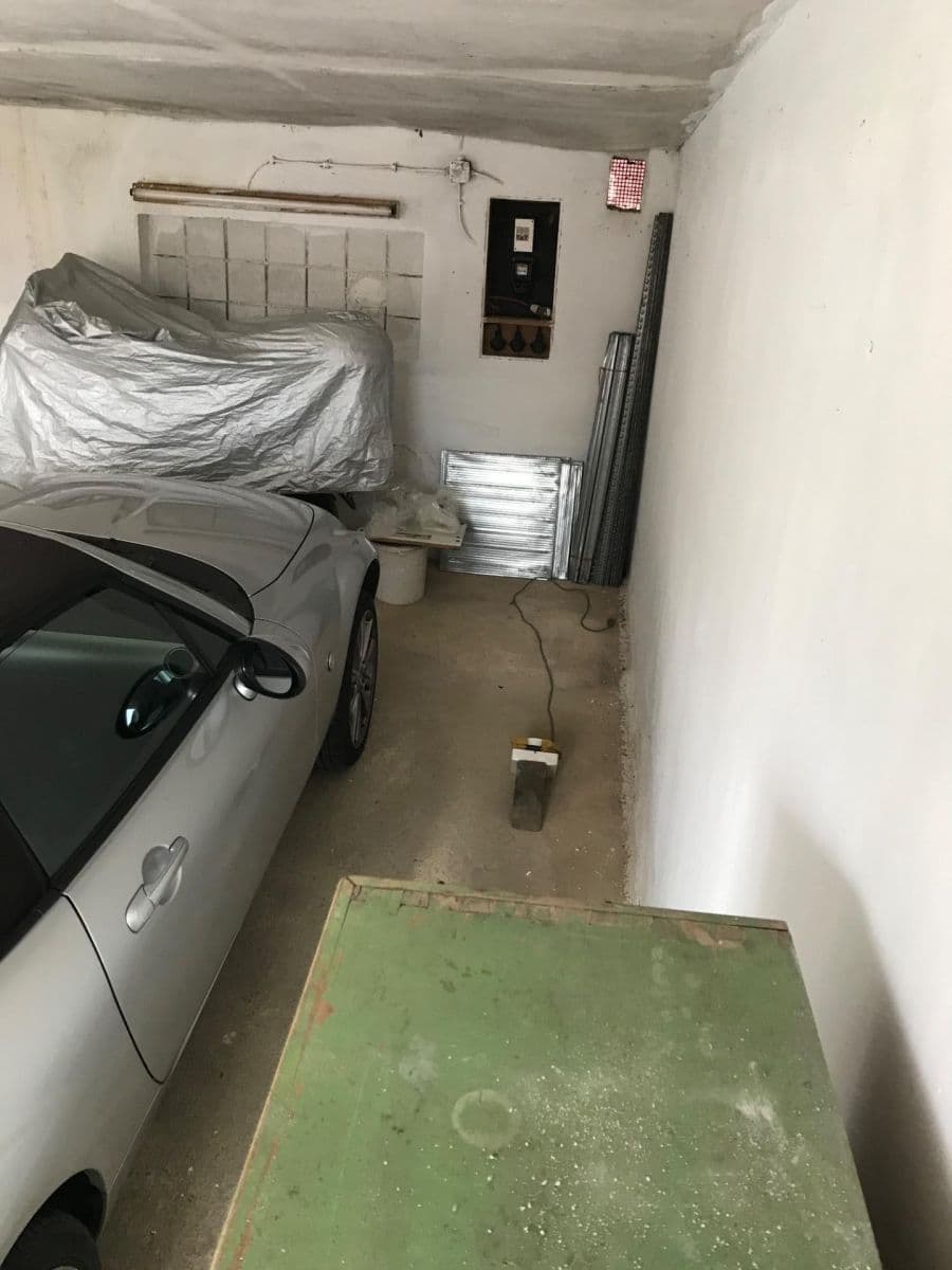 Prodej garáže 23 m², Tlučná, Plzeňský kraj Prodej garáže 23 m², Tlučná, Plzeňský kraj