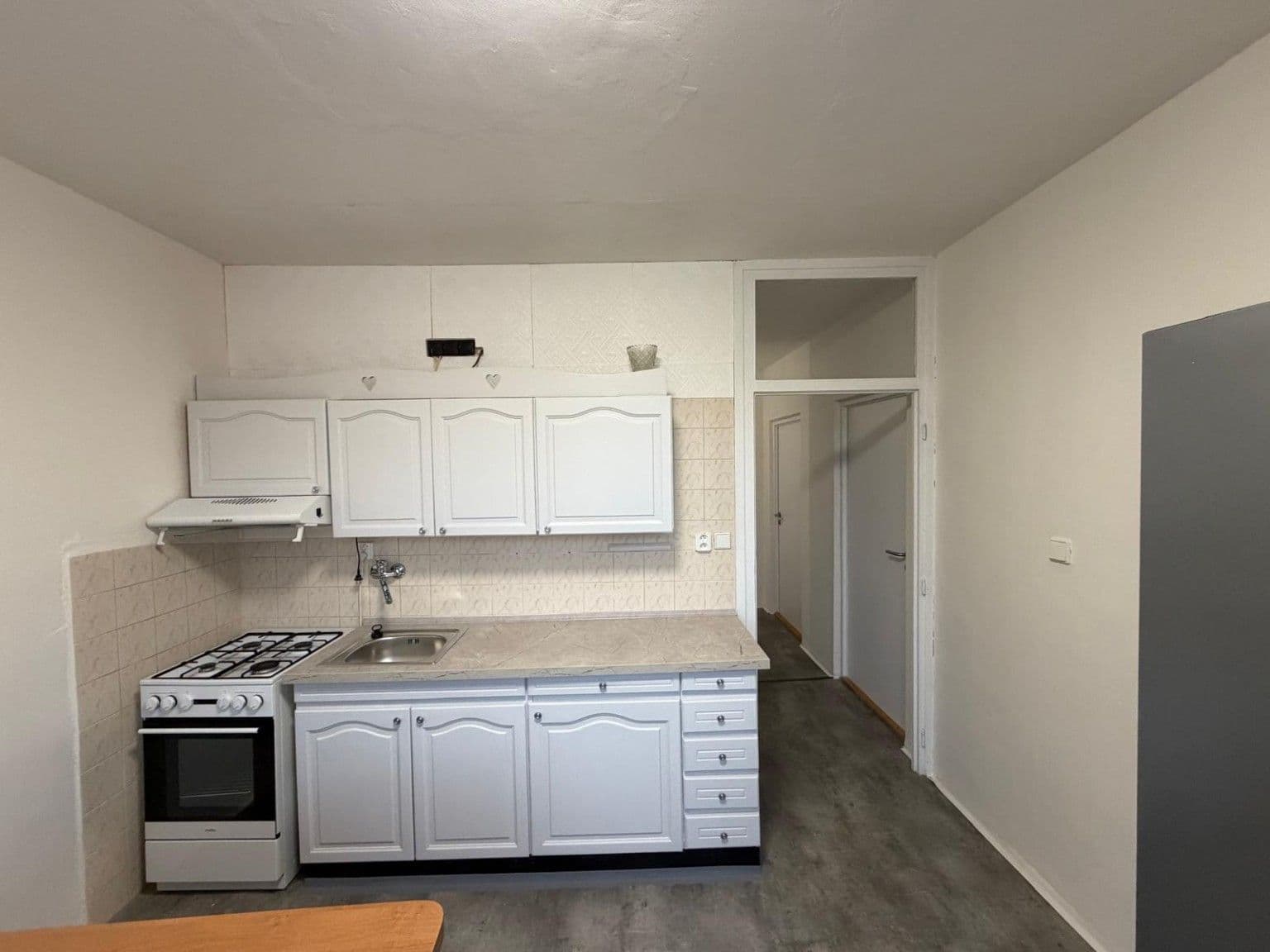 Pronájem bytu 2+1 56 m², Plovdivská, Brno, Jihomoravský kraj Pronájem bytu 2+1 56 m², Plovdivská, Brno, Jihomoravský kraj