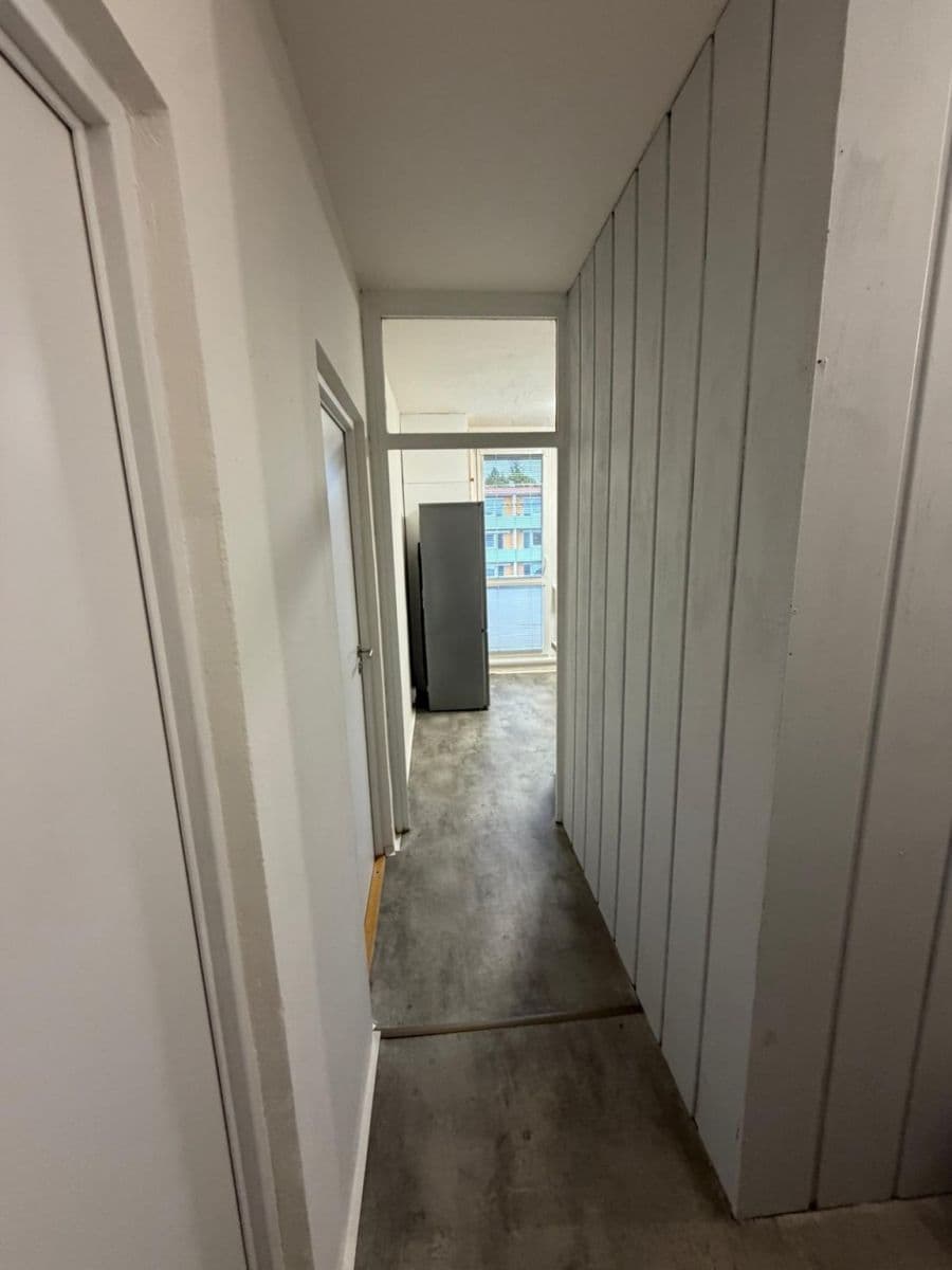 Pronájem bytu 2+1 56 m², Plovdivská, Brno, Jihomoravský kraj Pronájem bytu 2+1 56 m², Plovdivská, Brno, Jihomoravský kraj
