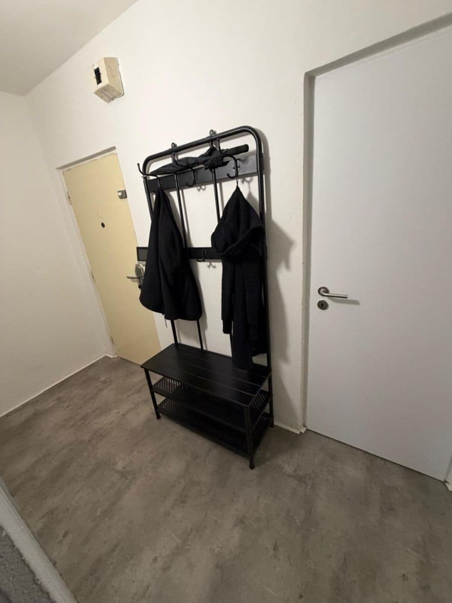 Pronájem bytu 2+1 56 m², Plovdivská, Brno, Jihomoravský kraj Pronájem bytu 2+1 56 m², Plovdivská, Brno, Jihomoravský kraj