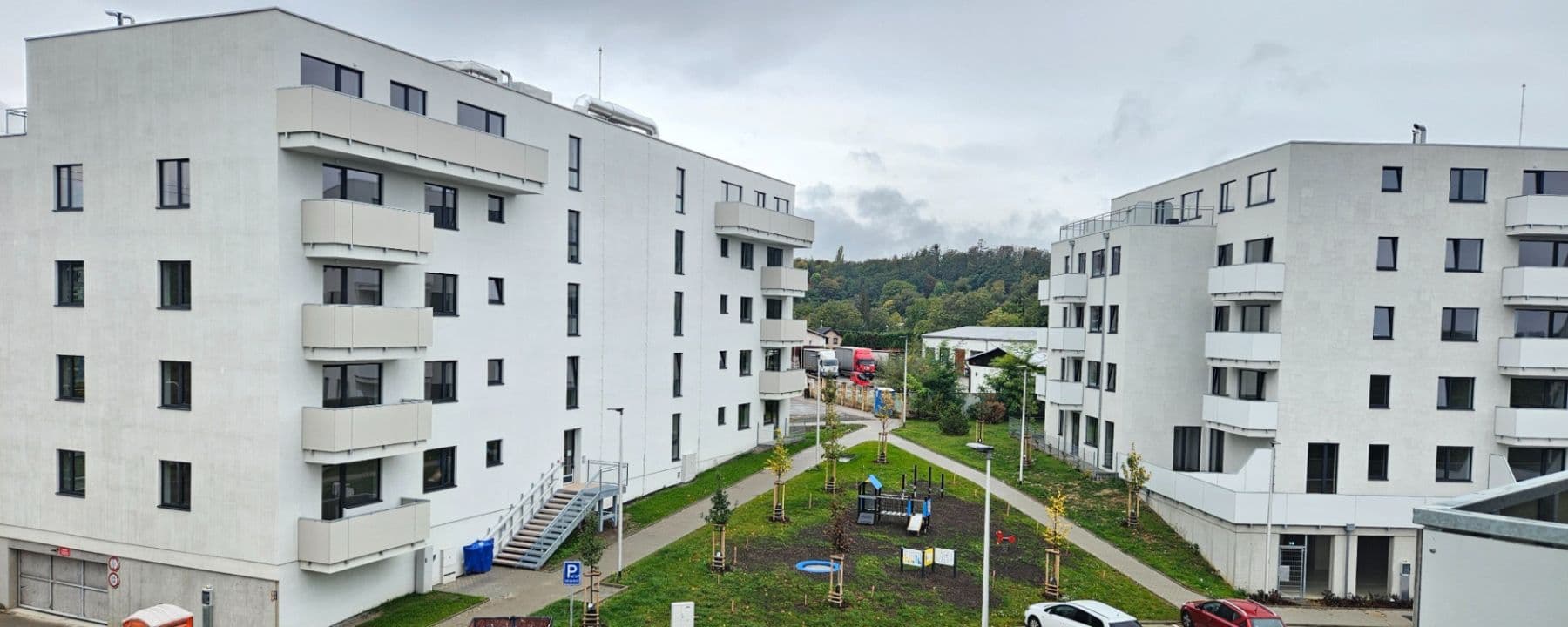 Pronájem bytu 2+kk 50 m², Lesík, Kladno, Středočeský kraj Pronájem bytu 2+kk 50 m², Lesík, Kladno, Středočeský kraj
