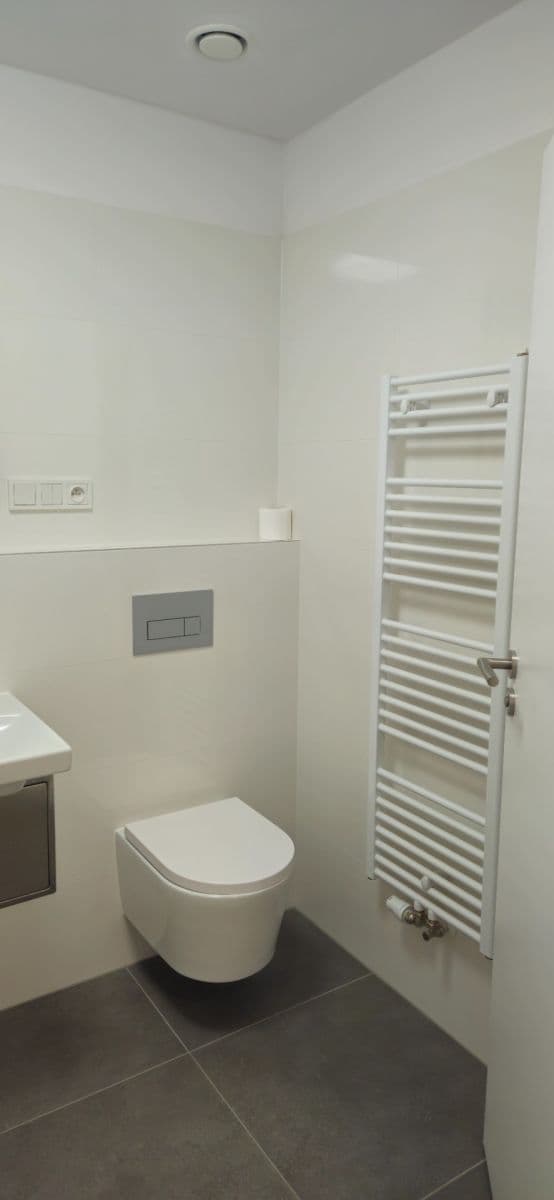 Pronájem bytu 2+kk 50 m², Lesík, Kladno, Středočeský kraj Pronájem bytu 2+kk 50 m², Lesík, Kladno, Středočeský kraj