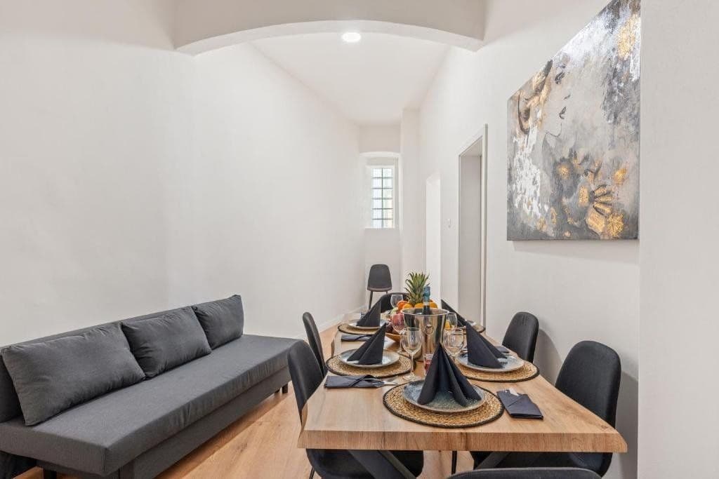 Pronájem bytu 94 m², Žitná, Praha, Praha Pronájem bytu 94 m², Žitná, Praha, Praha