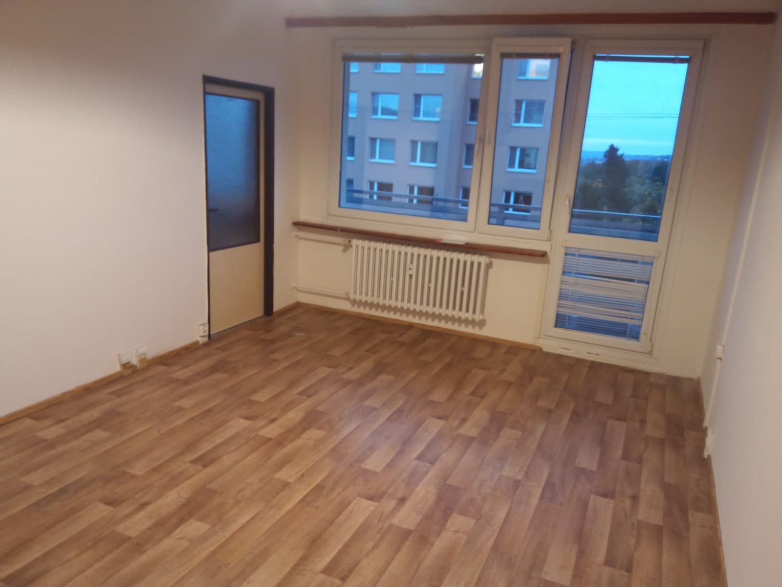 Pronájem bytu 4+1 71 m², U Pentlovky, Praha, Praha Pronájem bytu 4+1 71 m², U Pentlovky, Praha, Praha
