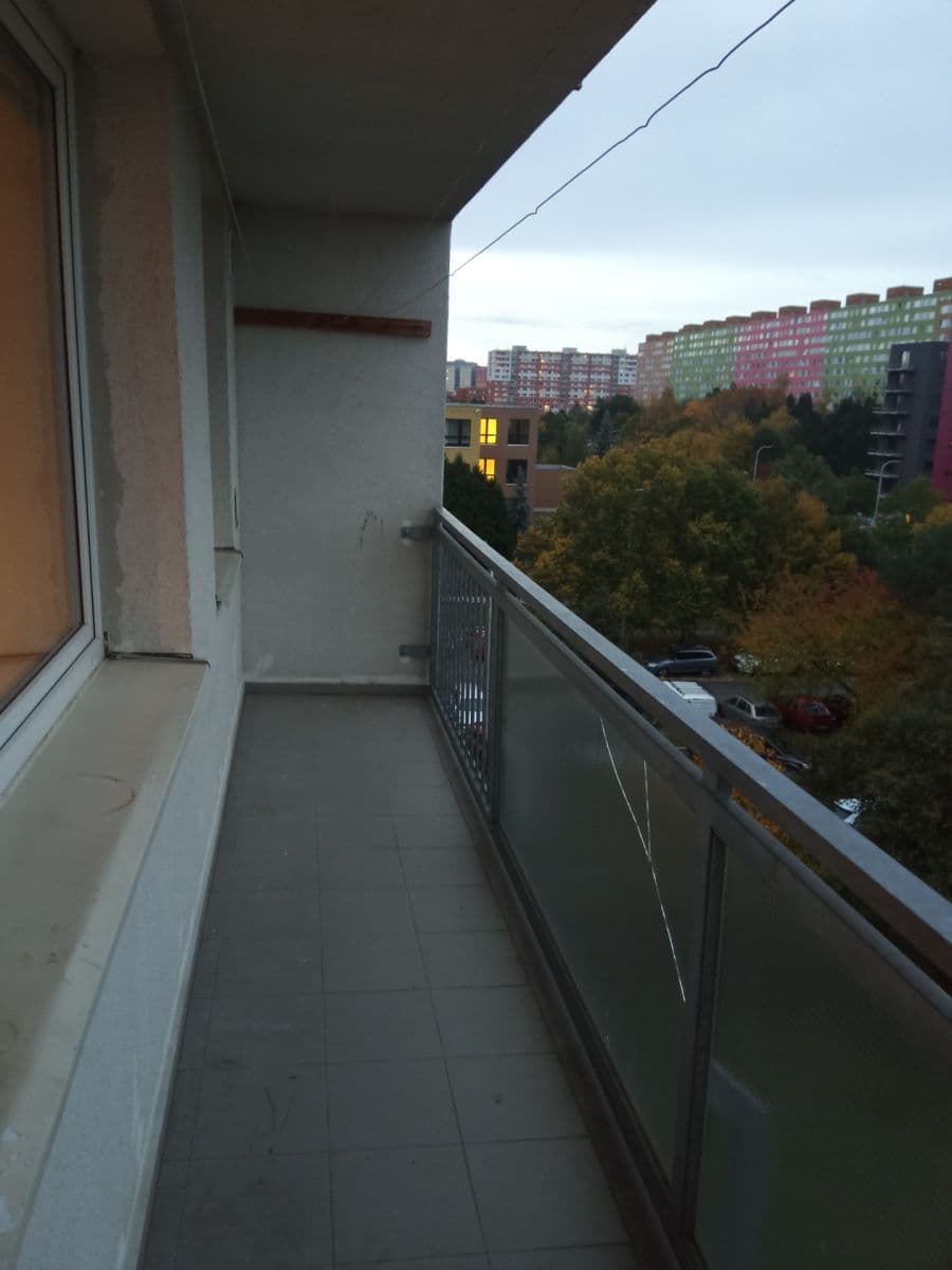 Pronájem bytu 4+1 71 m², U Pentlovky, Praha, Praha Pronájem bytu 4+1 71 m², U Pentlovky, Praha, Praha