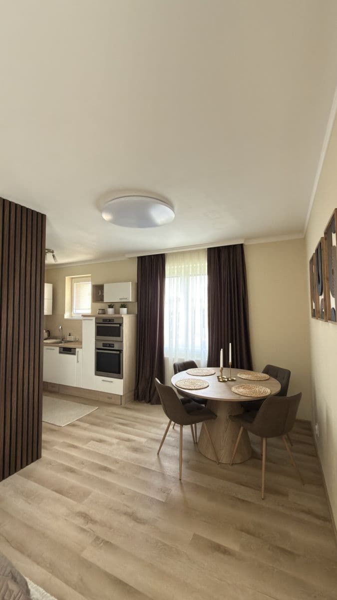 Pronájem bytu 52 m², Miloše Havla, Praha, Praha Pronájem bytu 52 m², Miloše Havla, Praha, Praha