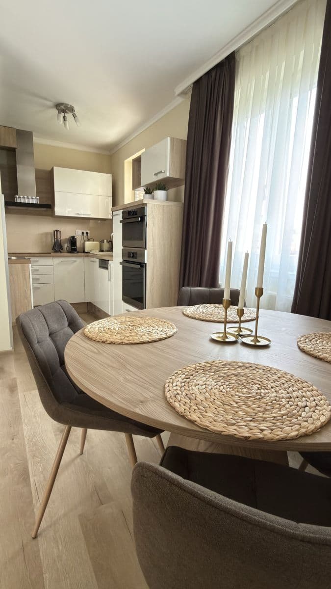 Pronájem bytu 52 m², Miloše Havla, Praha, Praha Pronájem bytu 52 m², Miloše Havla, Praha, Praha