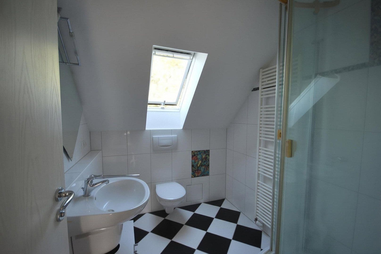 Prodej bytu 2+1 63 m², Am Friedhof 5a, Karlsruhe, Bádensko-Württembersko Prodej bytu 2+1 63 m², Am Friedhof 5a, Karlsruhe, Bádensko-Württembersko