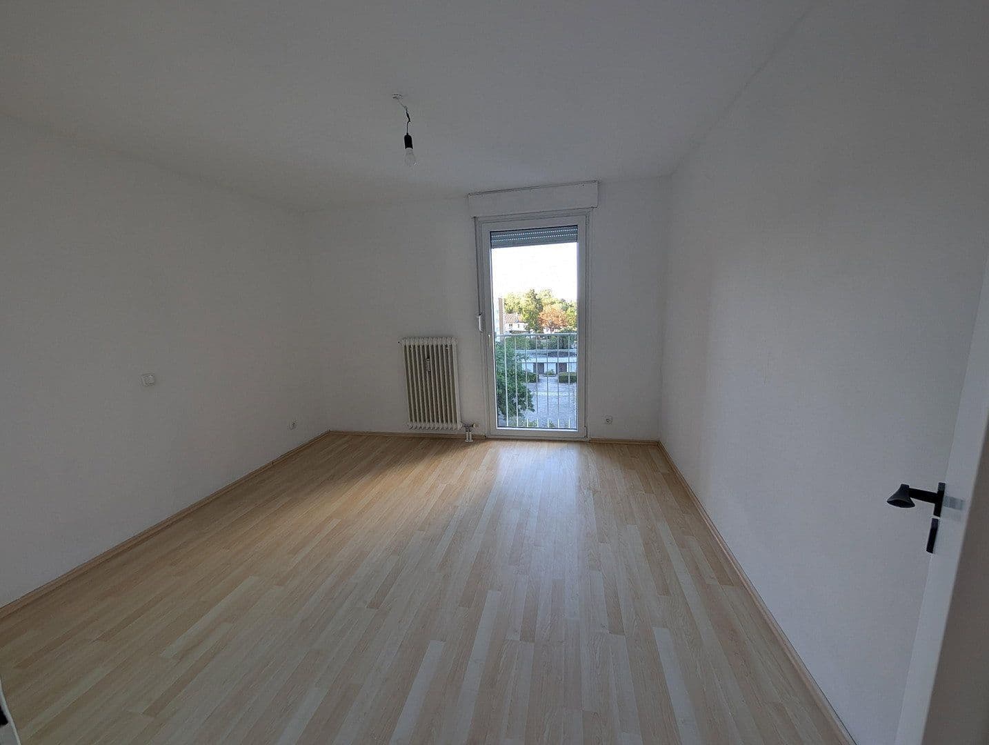 Prodej bytu 2+1 55 m², Zorneding, Bavorsko Prodej bytu 2+1 55 m², Zorneding, Bavorsko