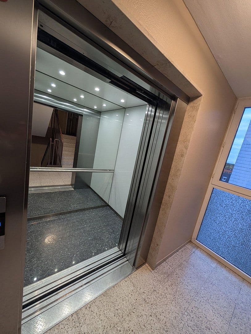 Prodej bytu 2+1 55 m², Zorneding, Bavorsko Prodej bytu 2+1 55 m², Zorneding, Bavorsko