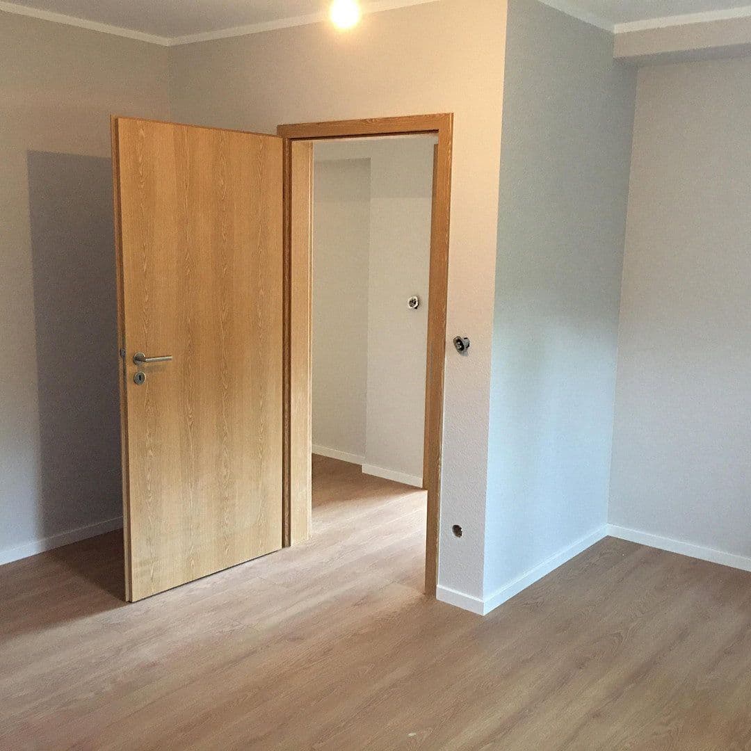 Pronájem bytu 3+1 86 m², Laudenbach, Bavorsko Pronájem bytu 3+1 86 m², Laudenbach, Bavorsko