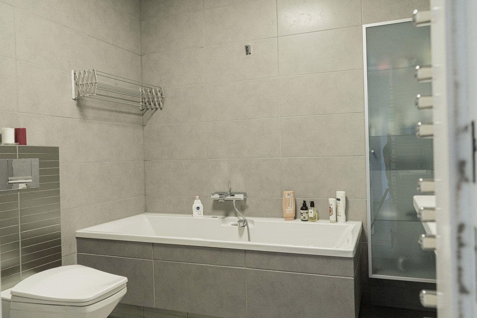 Prodej bytu 4+kk 127 m², Düsseldorf, Severní Porýní-Vestfálsko Prodej bytu 4+kk 127 m², Düsseldorf, Severní Porýní-Vestfálsko