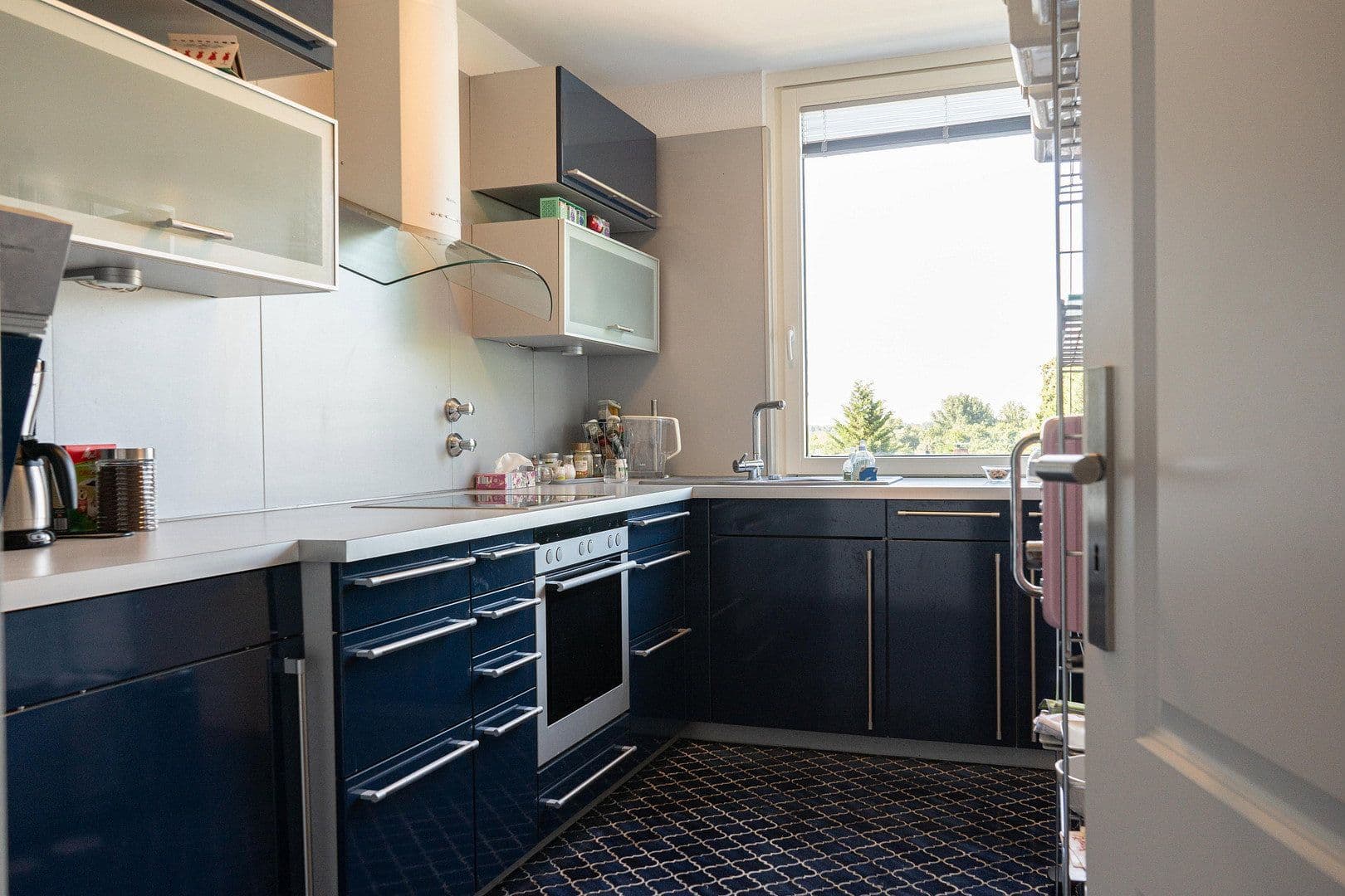 Prodej bytu 4+kk 127 m², Düsseldorf, Severní Porýní-Vestfálsko Prodej bytu 4+kk 127 m², Düsseldorf, Severní Porýní-Vestfálsko