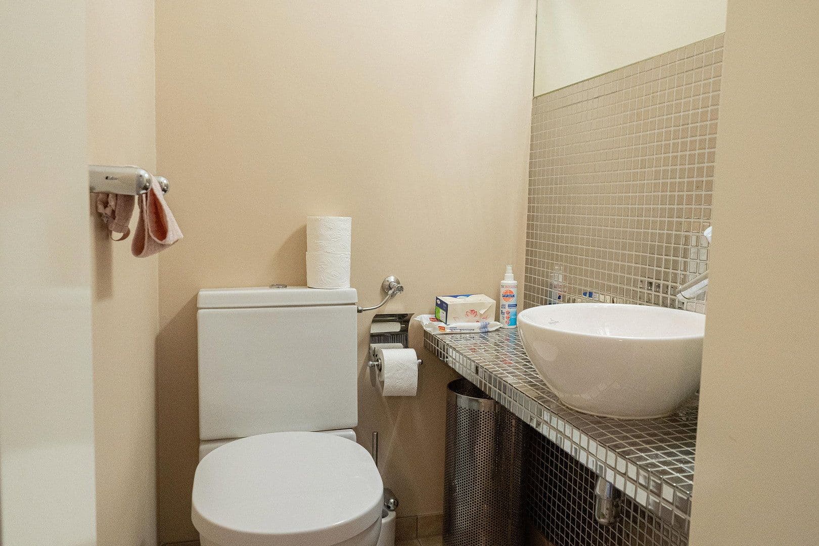 Prodej bytu 4+kk 127 m², Düsseldorf, Severní Porýní-Vestfálsko Prodej bytu 4+kk 127 m², Düsseldorf, Severní Porýní-Vestfálsko