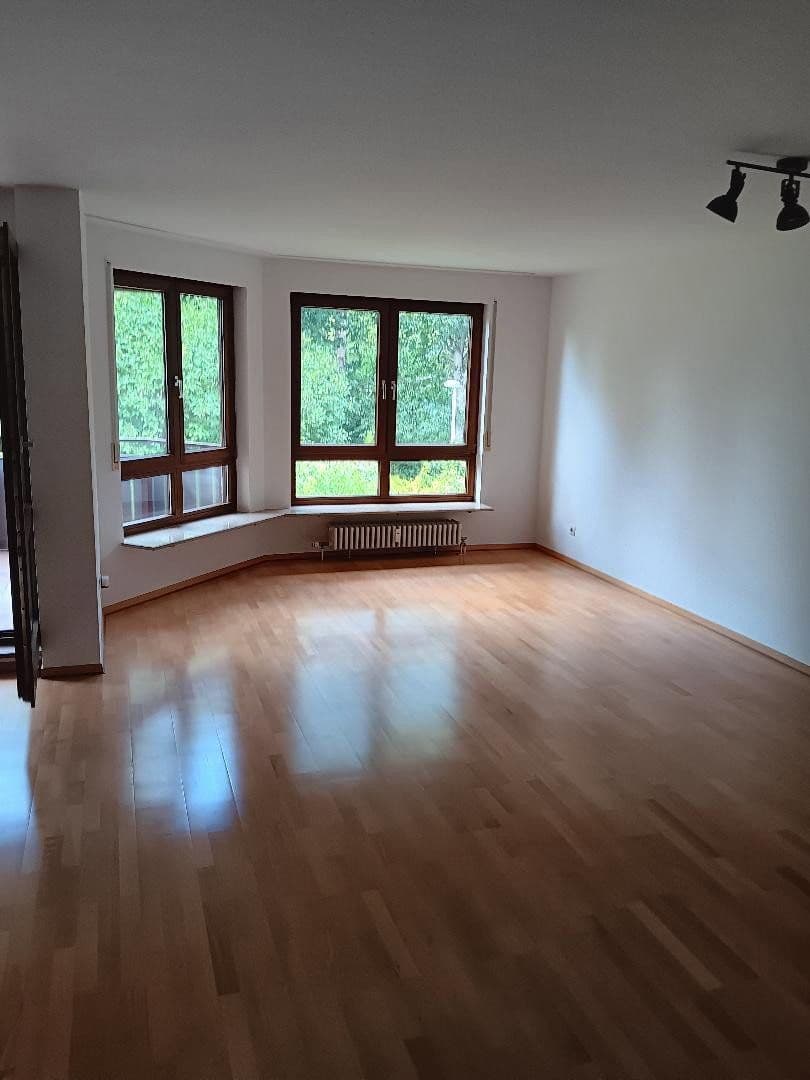 Prodej bytu 3+1 90 m², Stuttgart Birkach, Bádensko-Württembersko Prodej bytu 3+1 90 m², Stuttgart Birkach, Bádensko-Württembersko