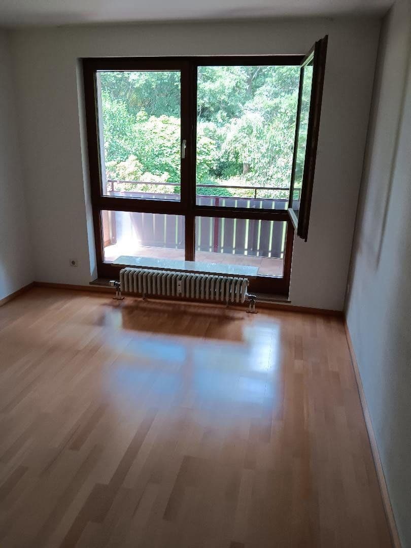 Prodej bytu 3+1 90 m², Stuttgart Birkach, Bádensko-Württembersko Prodej bytu 3+1 90 m², Stuttgart Birkach, Bádensko-Württembersko