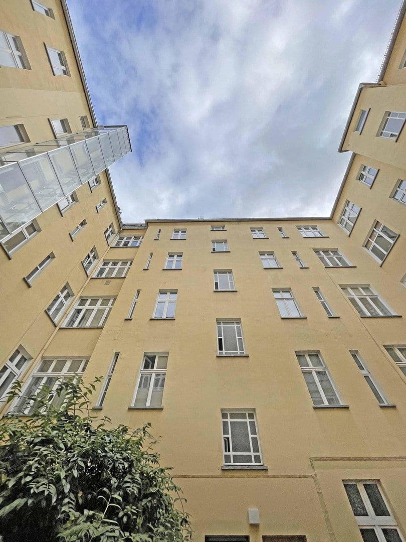 Prodej bytu 1+kk 37 m², Berlin, Berlín Prodej bytu 1+kk 37 m², Berlin, Berlín